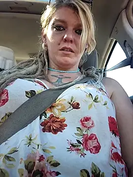 Horny hippie online show from 02-14-26, 07:54