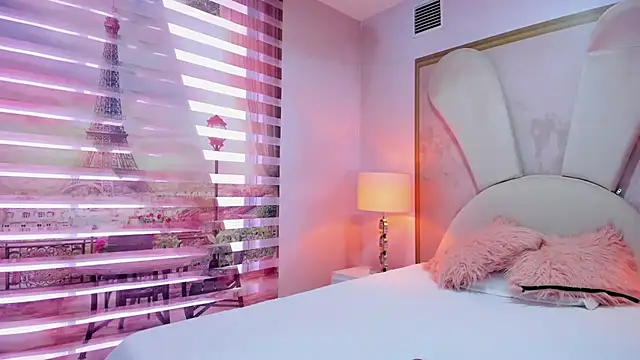 sarah sluty online show from 03-13-26, 01:18