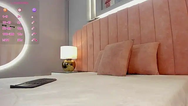 ninacrave  online show from 02-11-26, 03:00