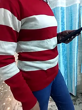 Juliekhan 98 online show from 01-06-26, 06:17