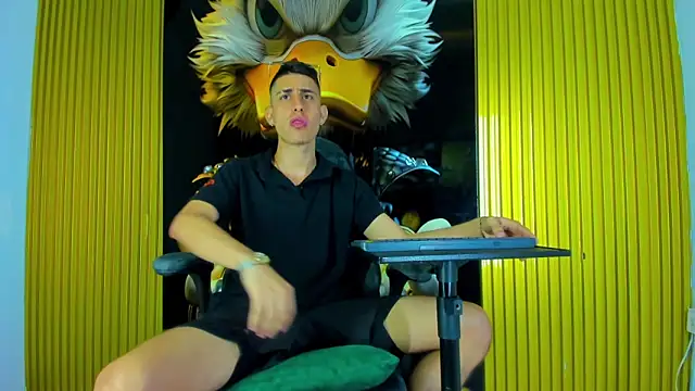 twink scott  online show from 12-23-25, 05:05