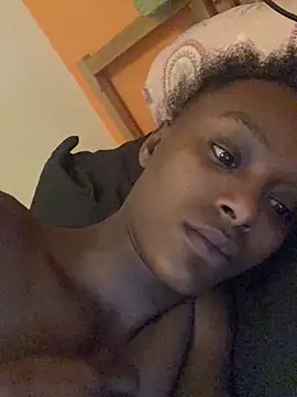    Hannah    online show from 12-16-25, 05:56