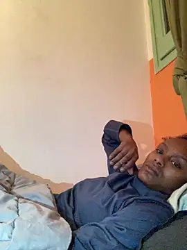    Hannah    online show from 12-17-25, 11:55