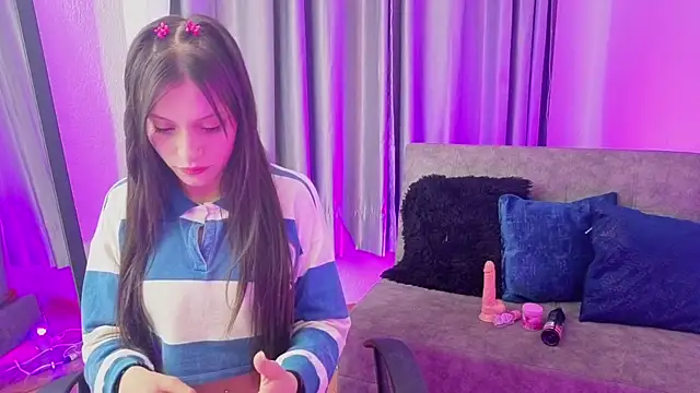 Snapshot of TiinaJonus_ chatting on 02-28-26, 04:13 TiinaJonus online show from 02-28-26, 04:13