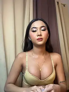 Diannellove online show from 05-16-26, 05:23
