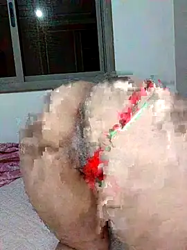 Snapshot of Ghizosexx69 chatting on 05-08-26, 01:33 Ghizosexx69 online show from 05-08-26, 01:33