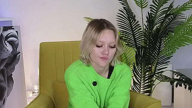 AnikaSlader online show from 11-27-25, 04:09