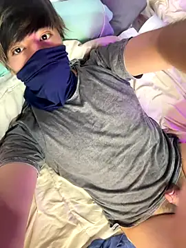 taehyun10 online show from 12-05-25, 01:25