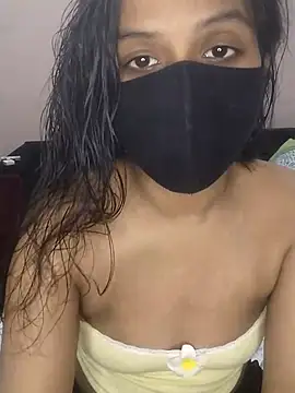 Snapshot of your-Mia07 chatting on 12-02-25, 12:43 your-Mia07 online show from 12-02-25, 12:43