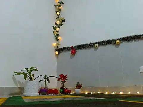 seductrixee online show from 12-21-25, 01:46