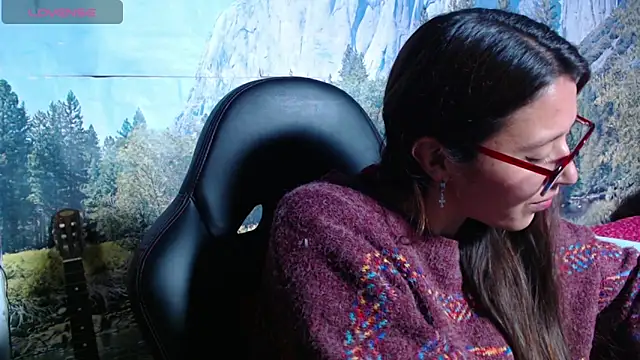 luanablood online show from 04-17-26, 08:12