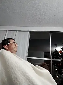 Fuegosutil online show from 01-09-26, 05:10