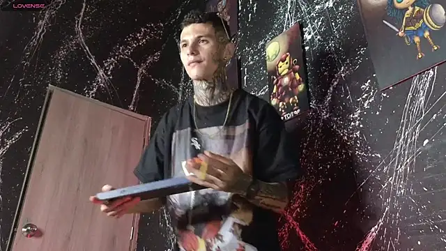 Paulo 527 online show from 12-17-25, 05:35