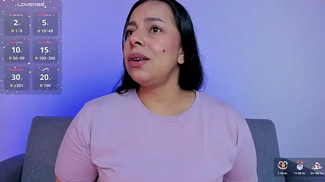 Snapshot of jimena_chic1 chatting on 06-19-26, 04:55 jimena chic1 online show from 06-19-26, 04:55