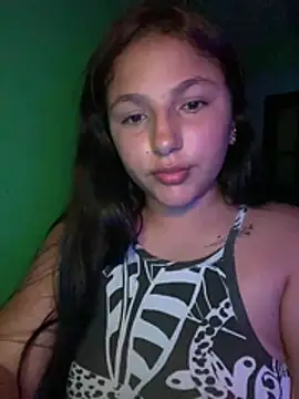 Snapshot of Emily_milk_1 chatting on 06-14-26, 05:31 Emily milk 1 online show from 06-14-26, 05:31