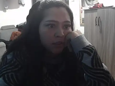 Renatta Sweet online show from 05-16-26, 07:45