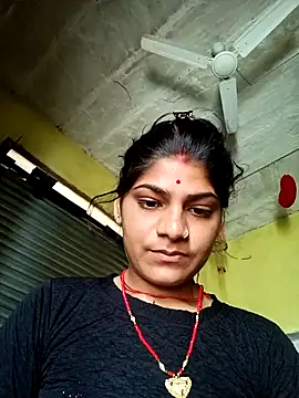 Snapshot of Janki_cute chatting on 05-07-26, 03:56 Janki cute online show from 05-07-26, 03:56