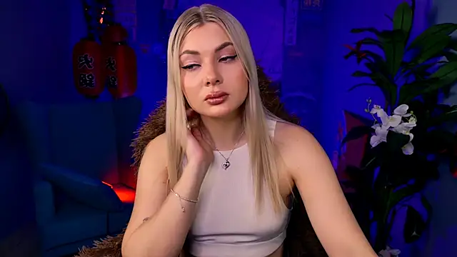 HyileyClark online show from 04-17-26, 09:23