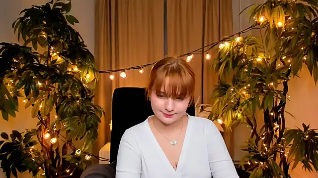 AsiaBritney online show from 11-27-25, 01:24