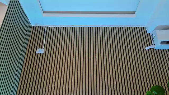 Snapshot of _Khalifa_ chatting on 12-02-25, 07:03 Khalifa online show from 12-02-25, 07:03