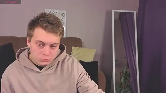 ZheRealKrugi online show from 12-14-25, 11:26