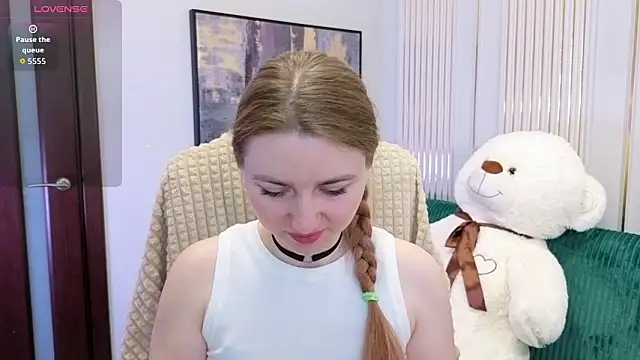 SofiAngela online show from 03-09-26, 01:09