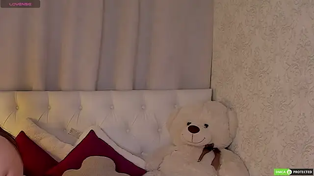 Snapshot of StellaGregory chatting on 04-28-26, 08:41 StellaGregory online show from 04-28-26, 08:41