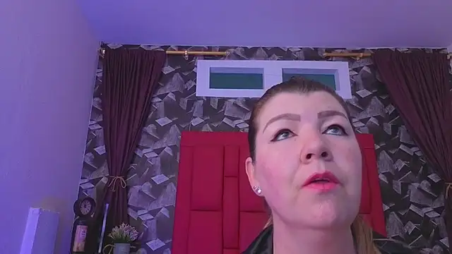 Snapshot of marla_daze chatting on 02-25-26, 11:42 marla daze online show from 02-25-26, 11:42