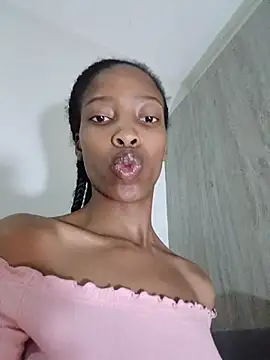 MsParisSmith online show from 02-20-26, 12:18