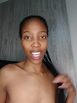 MsParisSmith online show from 04-14-26, 07:53