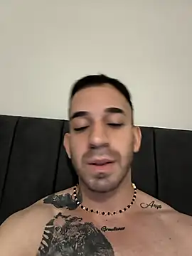 Snapshot of hazarcannn chatting on 01-10-26, 07:48 hazarcannn online show from 01-10-26, 07:48