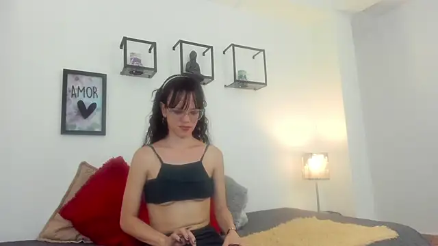 LindaWalker  online show from 12-03-25, 07:01