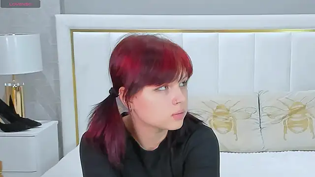 HANNA BELL online show from 12-02-25, 11:45