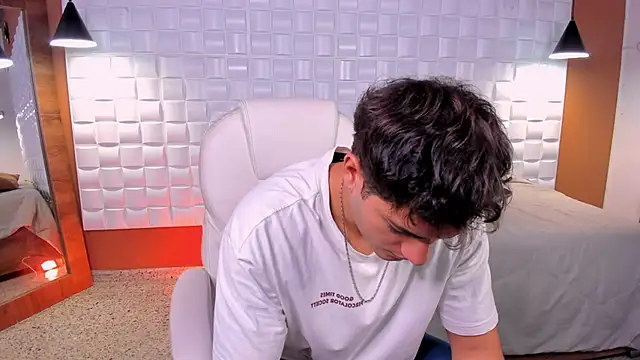 KaelSwitch online show from 12-19-25, 07:54