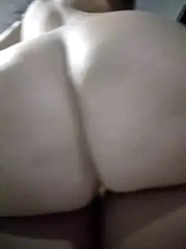 Snapshot of SAKURA_HOT2 chatting on 12-01-25, 01:21 SAKURA HOT2 online show from 12-01-25, 01:21