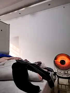 mimi2052 online show from 12-17-25, 01:55