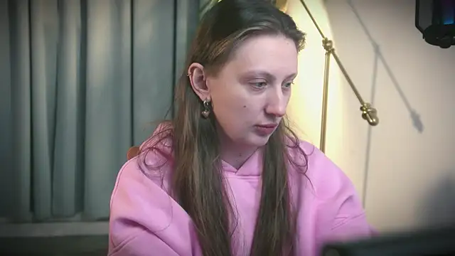 Snapshot of Helga_vibe chatting on 04-18-26, 09:26 Helga vibe online show from 04-18-26, 09:26