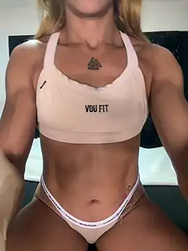 Snapshot of sexymusclegoddess chatting on 05-20-26, 01:12 sexymusclegoddess online show from 05-20-26, 01:12