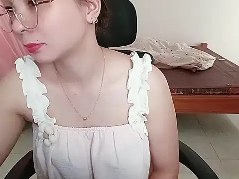 BabyDoll1999 online show from 05-28-26, 02:42