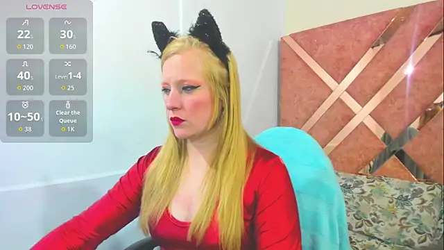 AliceCat 02 online show from 11-30-25, 03:54