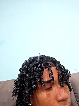 Snapshot of nvh18Aklzim chatting on 03-26-26, 02:00 nvh18Aklzim online show from 03-26-26, 02:00