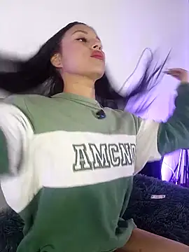 Taylor  Swiftt online show from 03-21-26, 01:43