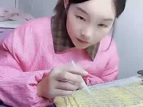 Snapshot of molihua_7788 chatting on 11-27-25, 11:01 molihua 7788 online show from 11-27-25, 11:01