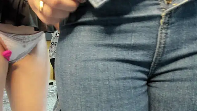 secret-roomies online show from 03-17-26, 11:46