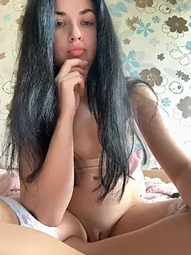 Snapshot of LisaFoxxy444 chatting on 07-14-26, 10:21 LisaFoxxy444 online show from 07-14-26, 10:21