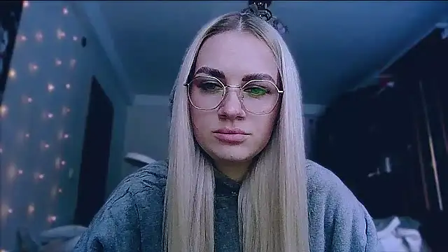 Whitehex666 online show from 01-12-26, 01:05