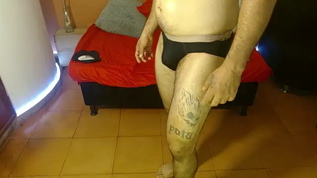 Snapshot of Leo_strongrush1 chatting on 11-29-25, 02:31 Leo strongrush1 online show from 11-29-25, 02:31