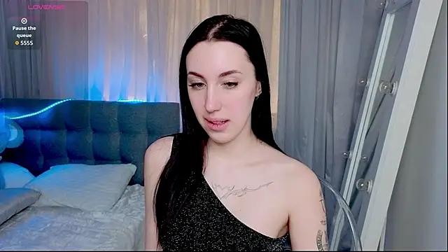 Miss  Linn online show from 02-04-26, 11:49