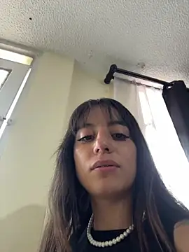 Snapshot of Mia_fiire chatting on 02-26-26, 07:13 Mia fiire online show from 02-26-26, 07:13