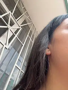 Mia fiire online show from 03-26-26, 06:57